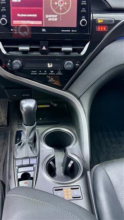 تۆیۆتا کامری